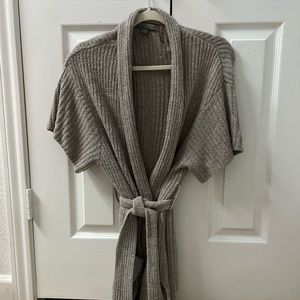 Barefoot Dreams Short Robe. Cozy Chic Lite